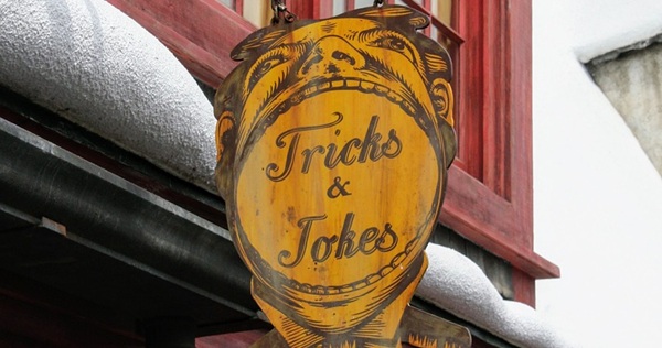 Tricks and Joke shop in Diagon Alley Universal Studios
