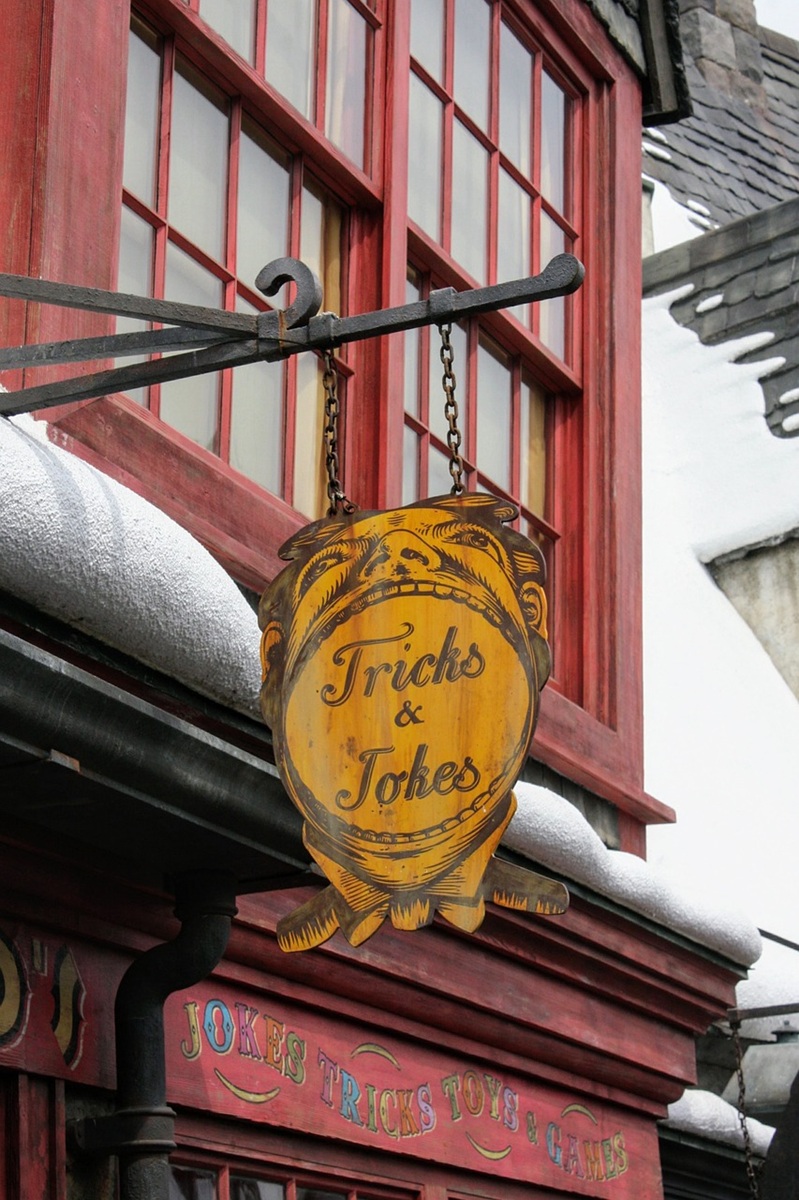 Tricks and Joke shop located in Diagon Alley