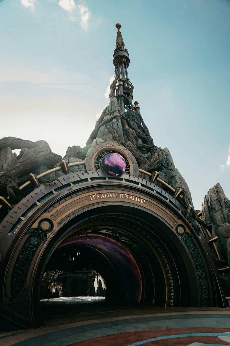 Portal to Dark Universe